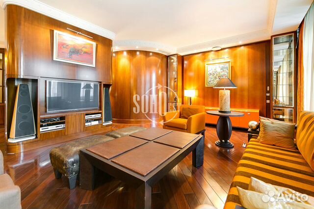 2-к квартира, 138 м², 2/5 эт. 2-к квартира, 138 м², 2/5 эт.