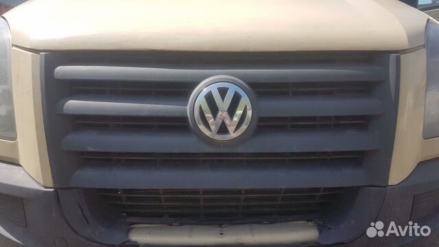 Решетка радиатора Volkswagen Crafter 2010г.в Решетка радиатора Volkswagen Crafter 2010г.в