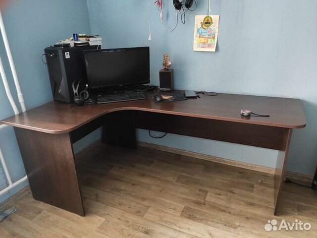 Компьютерный стол Компьютерный стол