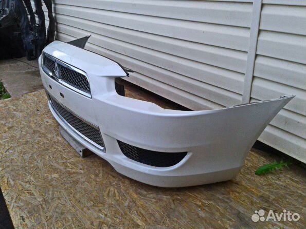 Бампер передний Mitsubishi Lancer X Бампер передний Mitsubishi Lancer X