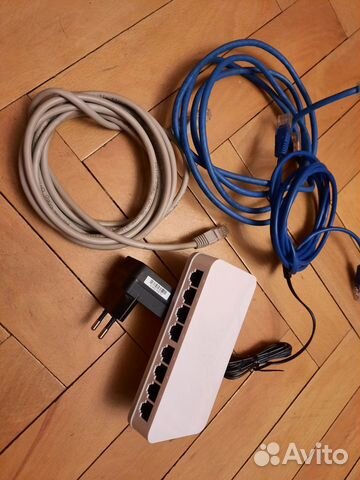 Продаю Коммутатор (хаб) D-Link DGS-1008A