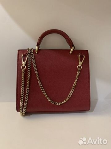 Женская сумка Furla с длинной цепочкой 17*20*8 см Женская сумка Furla с длинной цепочкой 17*20*8 см