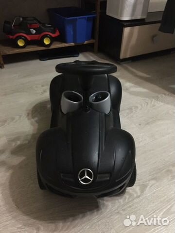 Машинка-каталка Мерседес