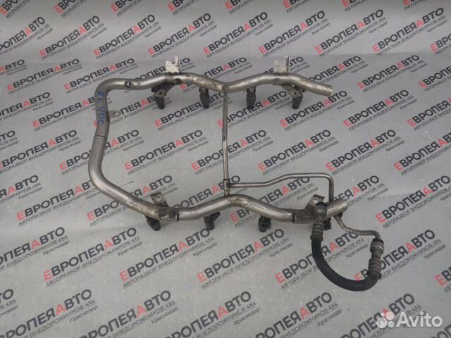 Топливная рампа Land Rover Range Rover L322 M62B44 Топливная рампа Land Rover Range Rover L322 M62B44