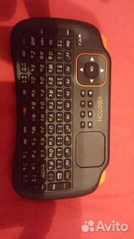 Новая маленькая беспроводная клавиатура с тачпадом