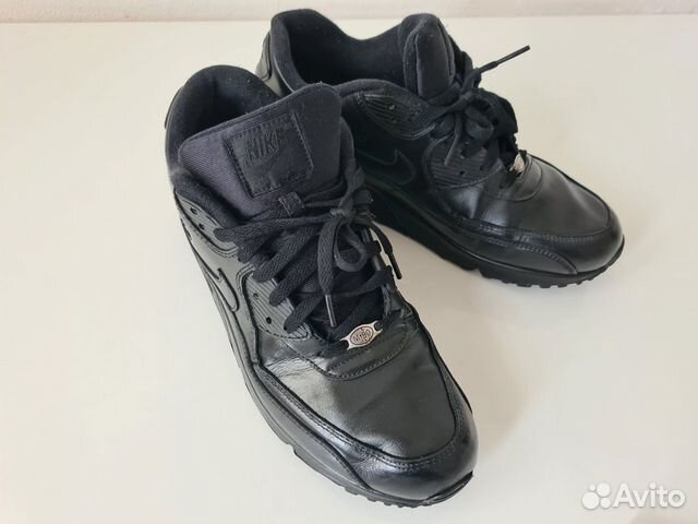 Кроссовки Nike Airmax 12p (немного б/у, оригинал) Кроссовки Nike Airmax 12p (немного б/у, оригинал)