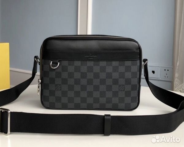 Сумка Louis Vuitton Trocadero PM Сумка Louis Vuitton Trocadero PM