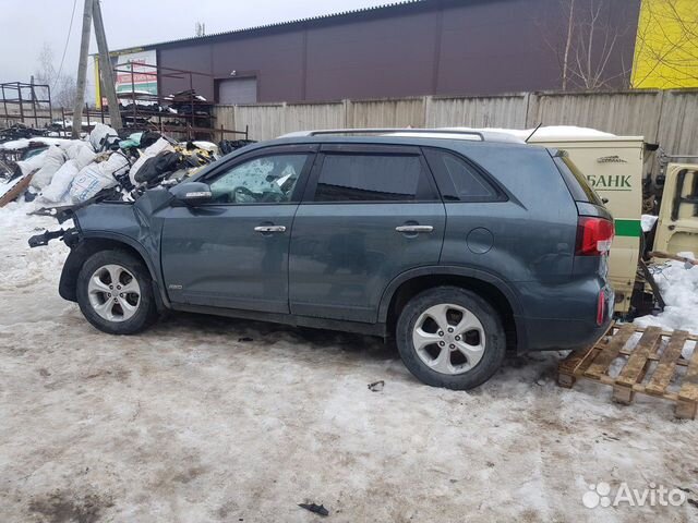 Kia Sorento II 2.4 ат 2014 г Kia Sorento II 2.4 ат 2014 г