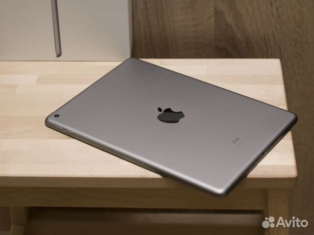 Apple iPad (2017) 32 Gb, Wi-Fi