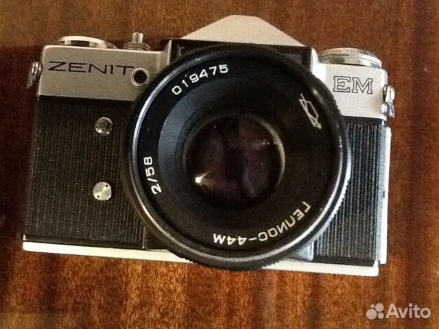 Фотоаппарат Zenit EM СССР Фотоаппарат Zenit EM СССР