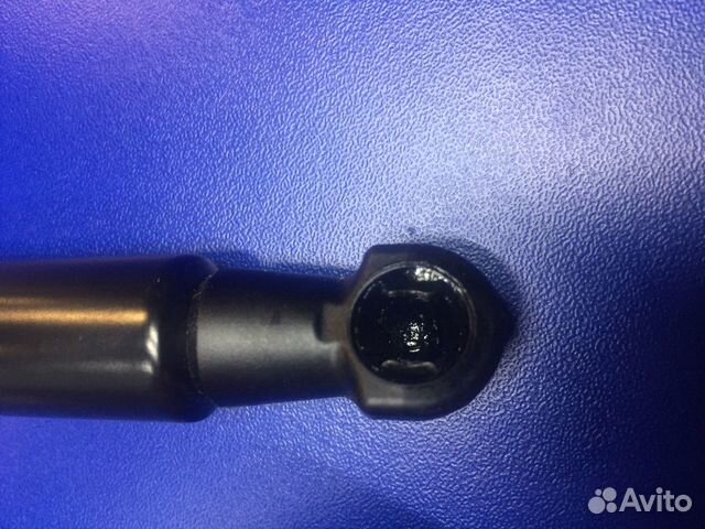 Амортизатор капота Лексус RX Амортизатор капота Лексус RX