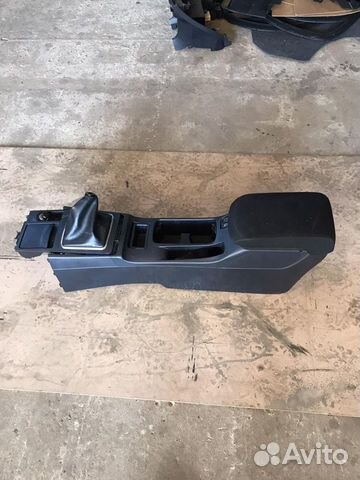 Консоль с подлокотником Mitsubishi Lancer 10 Консоль с подлокотником Mitsubishi Lancer 10