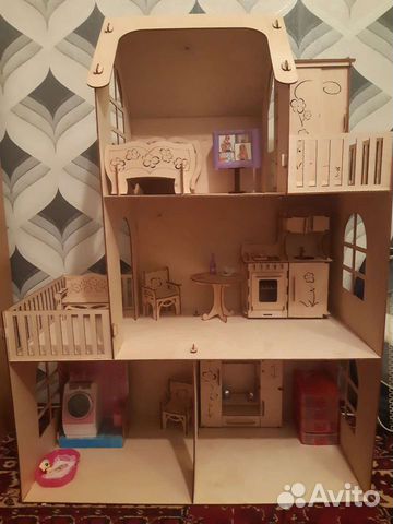Домик кукольный