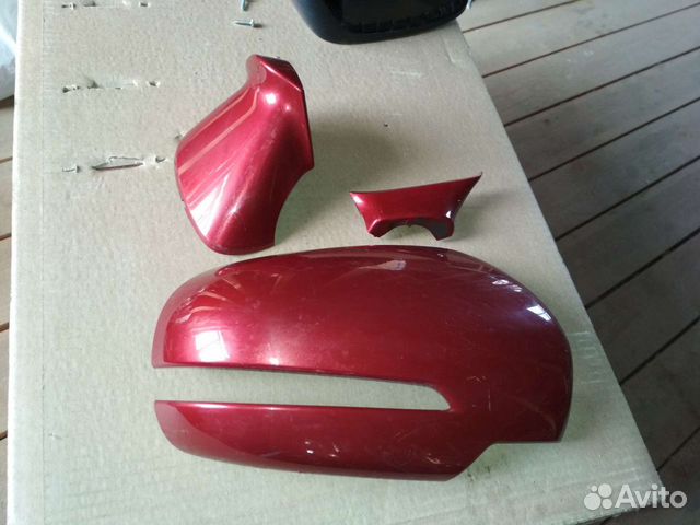 Продаю правое боковое зеркало