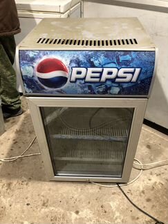 Барный холодильник Frigoglass CMV 100 CN