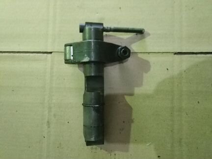 Ось коромысел с коромыслами 038109527AF 038109527G