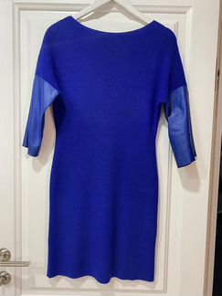 Платье кашемировое с кожаными рукавами