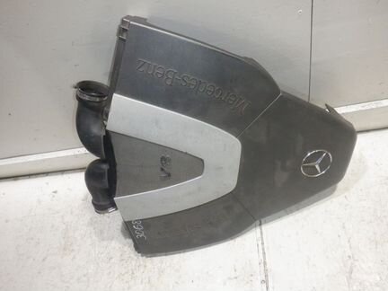 Корпус воздушного фильтра Мерседес W211 E