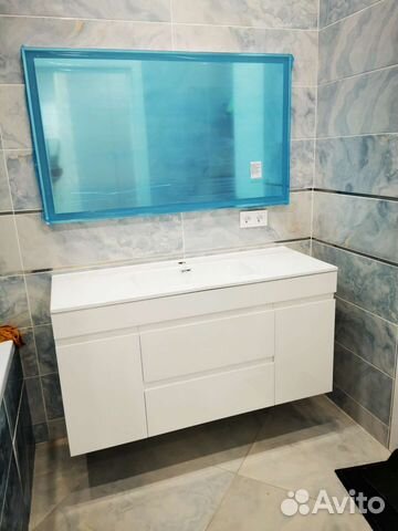 Тумбочка в ванную комнату