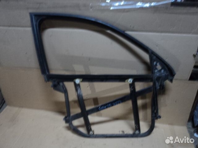 Рамка двери передняя правая Volkswagen Touareg 7L