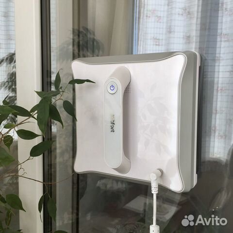 Робот мойщик окон квадратный