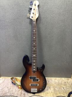 Профессиональная Бас гитара Yamaha BB424