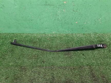 Поводок стеклоочистителя правый Mazda 3 (BK) 2005