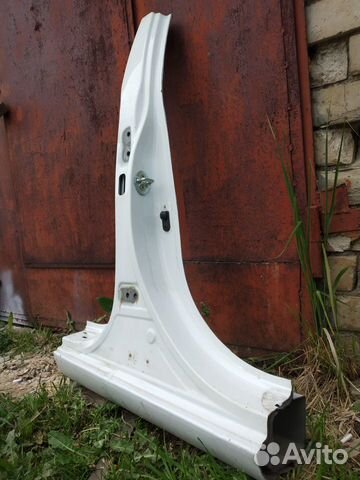 Средняя стойка с порогом Kia Ceed