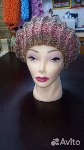 Берет, ручная вязка спицами