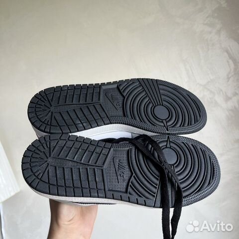 Кроссовки nike air Jordan 1 low light smoke grey