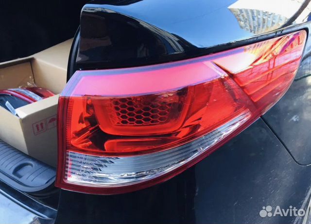 Фонарь задний Kia Rio 3 2015