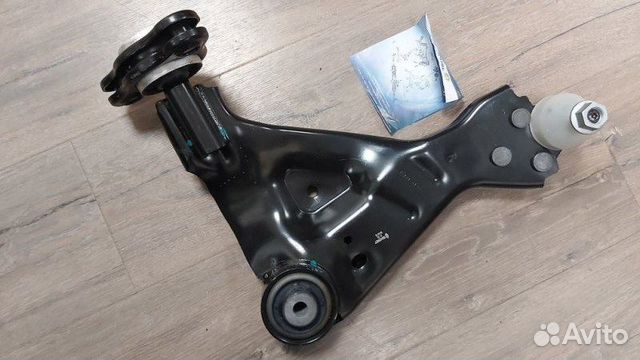 Рычаг подвески передний правый Mercedes V-Class