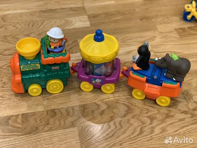 Музыкальный поезд Fischer-Price