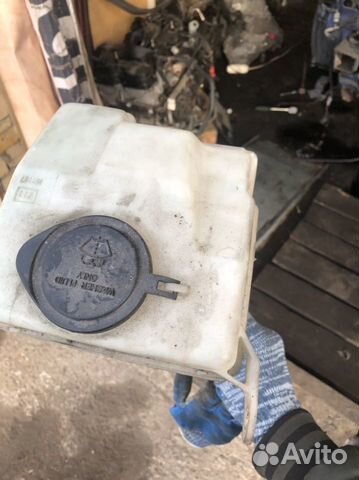 Бачок омывателя Toyota Picnic