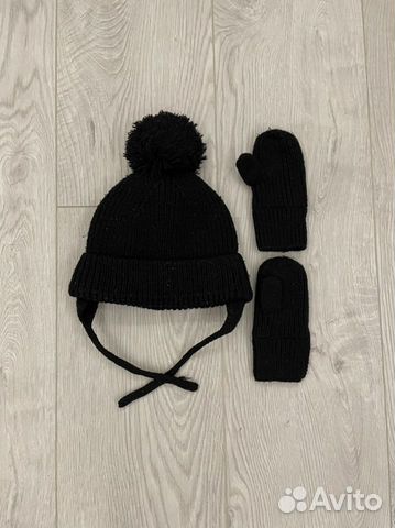 Комплект шапка, и варежки zara