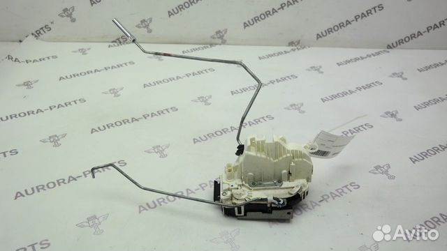 Замок передней двери Grand Cherokee WK2