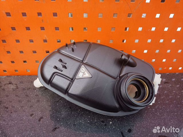 Расширительный бачок Mercedes Benz 246