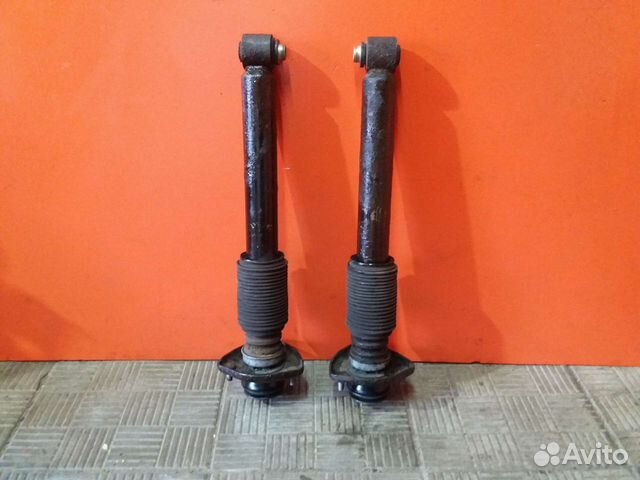 Стойки амортизатора задние BMW X5 e53