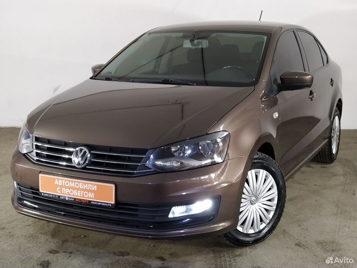 Volkswagen Polo 2017 коричневый