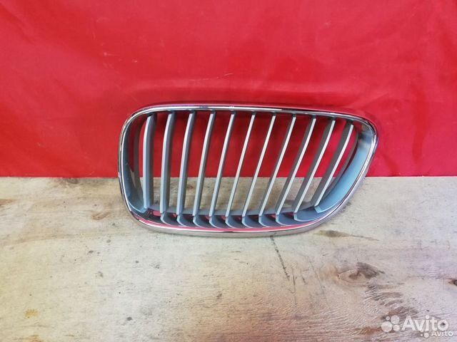 Решетка радиатора левая BMW F22 F23