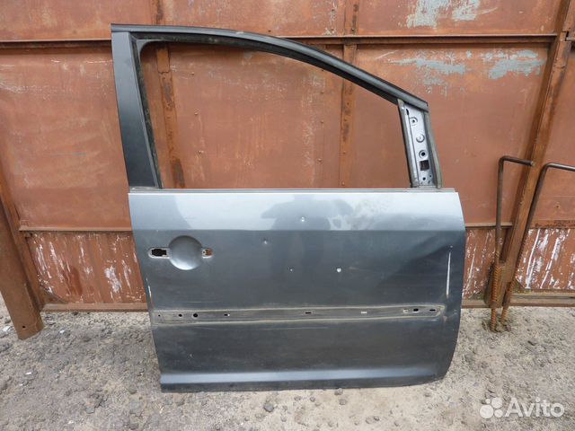 Дверь передняя правая Volkswagen Touran 1