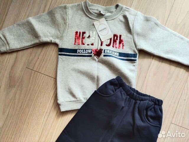 Теплый костюм для девочки