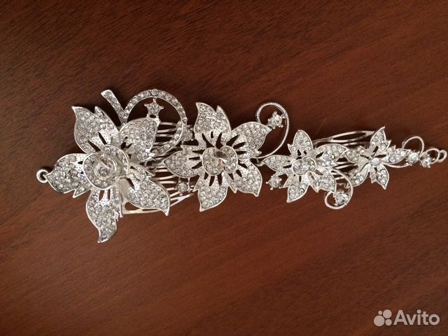 Гребень для причёски на торжество