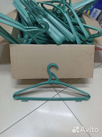 Вешалка-плечики для одежды р-р 48-50