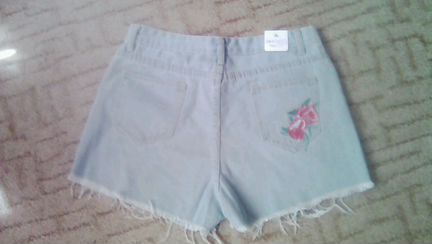 Новые джинсовые шорты 48