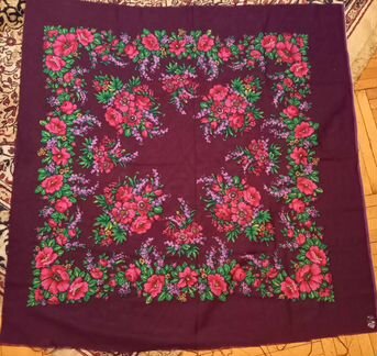 Павловопосадский платок,шерсть (Новый)