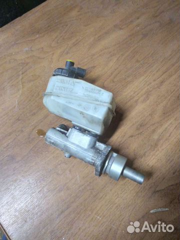 Главный тормозной цилиндр рено меган 1 сценик 1