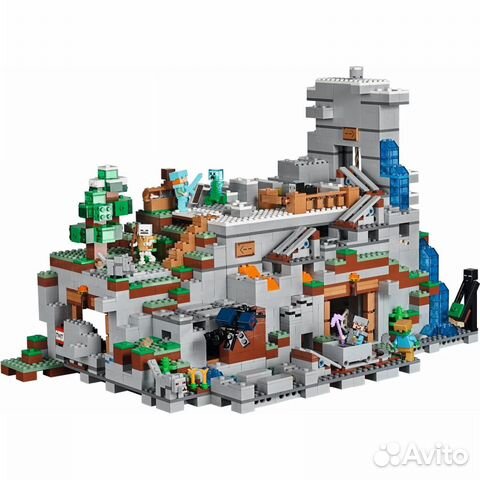 Конструктор Герои из Кубиков 2688 дет.76010