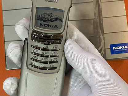 95. Телефон Nokia 8910. Новый. ростест