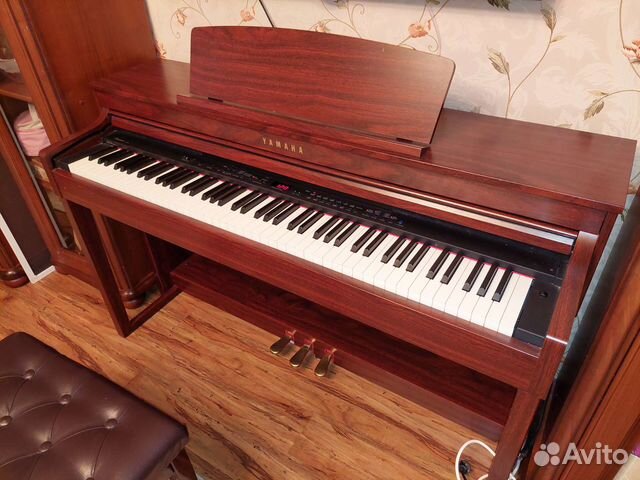 Цифровое пианино yamaha